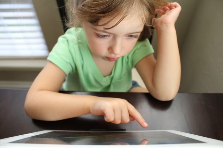 How To Know If Your Child Has Autism The Early Warning Signs