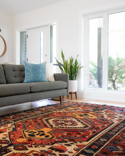 Most Expensive Persian Rugs, What Makes An Oriental Rug Valuable